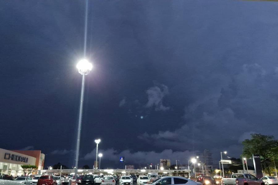 Onda tropical No. 17 dejará lluvias fuertes este jueves en Tabasco: PC Onda tropical No. 17 dejará lluvias fuertes este jueves en Tabasco: PC