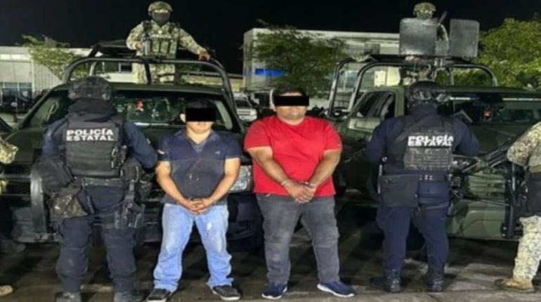Detienen a dos por narcomenudeo y recuperan dos unidades con reporte de robo en Cunduacán