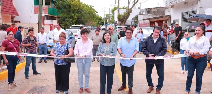 Yolanda Osuna inaugura obras hidráulicas y de pavimentación en Col. Adolfo López Yolanda Osuna inaugura obras hidráulicas y de pavimentación en Col. Adolfo López