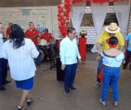 Con marimba, barbacoa y ´bailongo´ celebran el Día del Locatario en el Pino Suárez