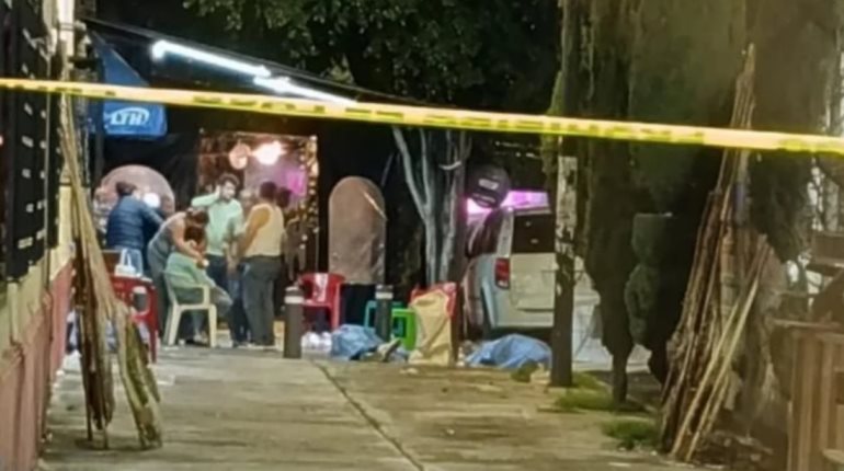 Asesinan a balazos a 3 hombres en la alcaldía Cuauhtémoc, CDMX