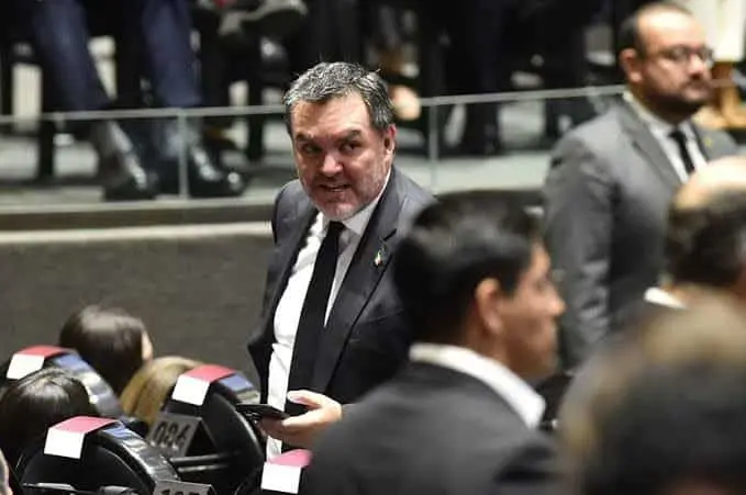 Diputado del PAN ve mano de Trump en salida de Pablo Gómez de la UIF