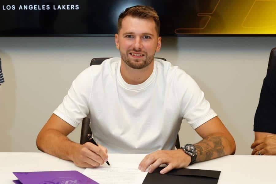 Luka Doncic extiende contrato con Lakers por tres años y 165 mdd Luka Doncic extiende contrato con Lakers por tres años y 165 mdd