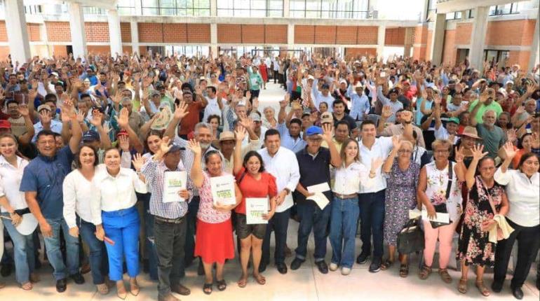 Entregan 746 tarjetas del programa Sembrando Vida Estatal y Plenitud de Cunduacán, Comalcalco, Nacajuca y Jalpa
