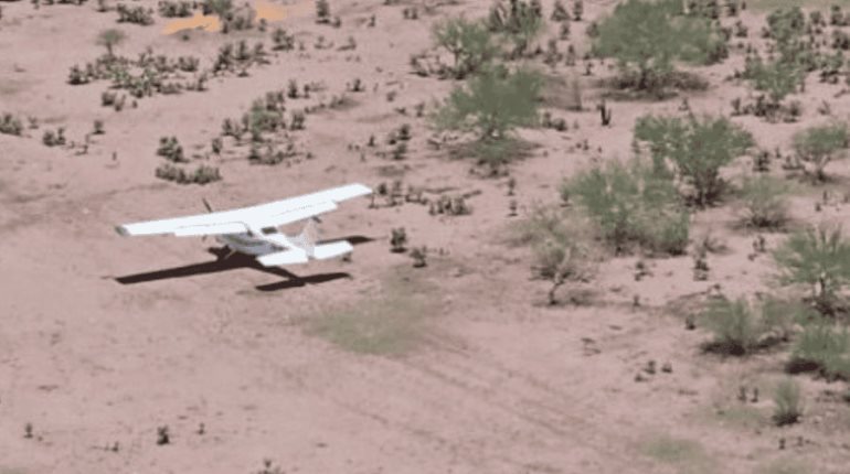 Semar detiene a sujeto y asegura avioneta tipo CESSNA en Cajeme, Sonora