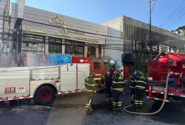 Se incendia restaurante ´La Casa de los Abuelos´ en Polanco; freidora habría detonado el fuego