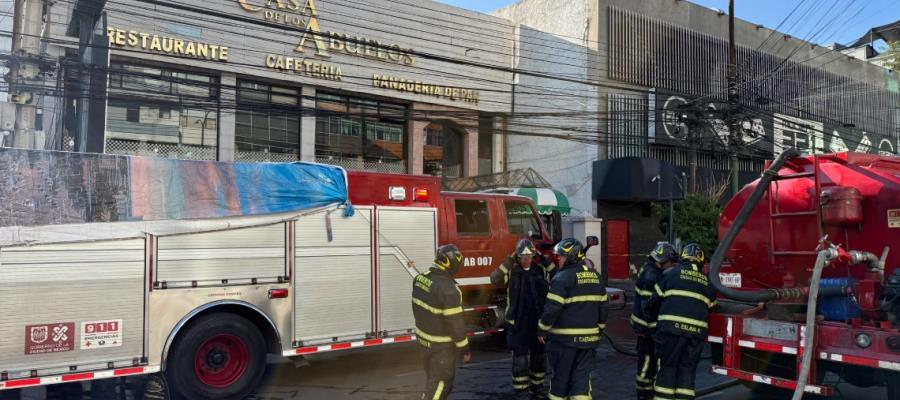 Se incendia restaurante ´La Casa de los Abuelos´ en Polanco; freidora habría detonado el fuego Se incendia restaurante ´La Casa de los Abuelos´ en Polanco; freidora habría detonado el fuego