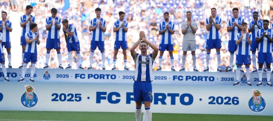 El neerlandés, Luuk de Jong es el nuevo fichaje del Porto