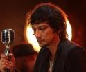 Bajan de vuelo a León Larregui tras altercado con sobrecargo