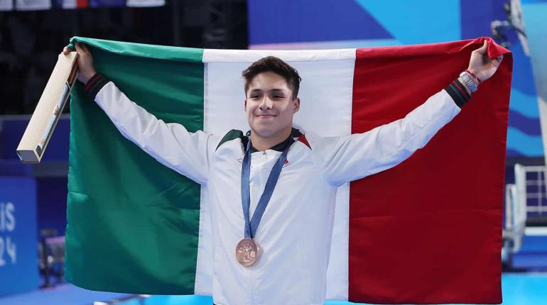 Osmar Olvera soñó con ganar oro en clavados desde que era niño; viralizan entrevista de cuando tenía 14 años
