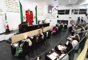 Convocan a Periodo Extraordinario para aprobar que gobernador no acuda a entregar informe