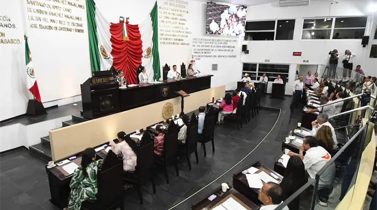 Convocan a Periodo Extraordinario para aprobar que gobernador no acuda a entregar informe