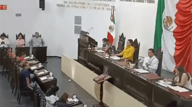 Quitan obligatoriedad del gobernador para entregar informe personalmente al Congreso