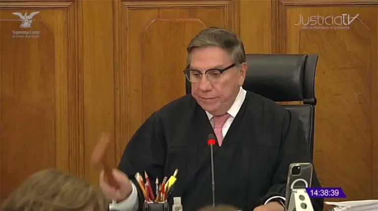 Se le quiebra la voz al ministro Laynez Potisek en última sesión de la Segunda Sala de la Corte