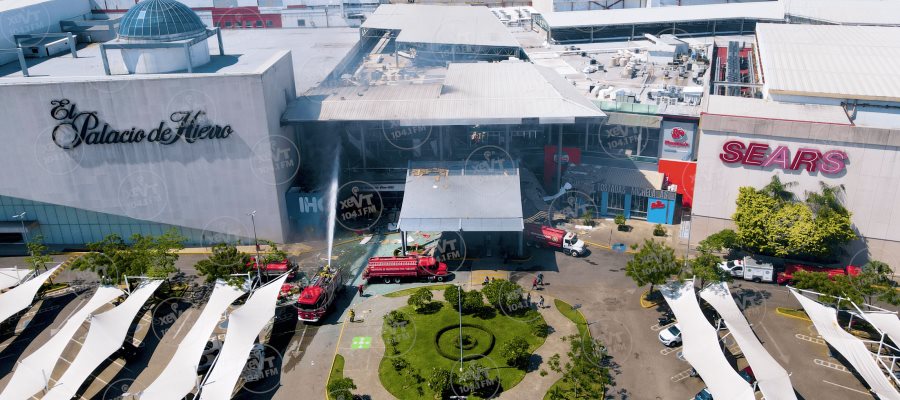 Inicia reapertura paulatina de locales de Plaza Altabrisa: PC