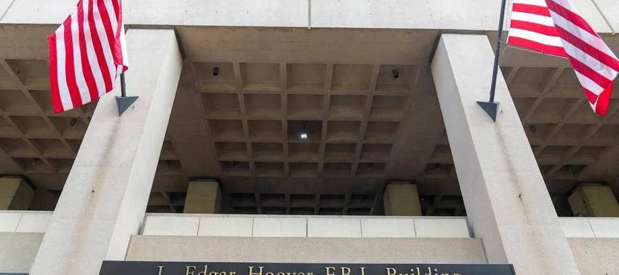Despiden a 2 altos funcionarios del FBI, uno de ellos, exdirector de la agencia Despiden a 2 altos funcionarios del FBI, uno de ellos, exdirector de la agencia