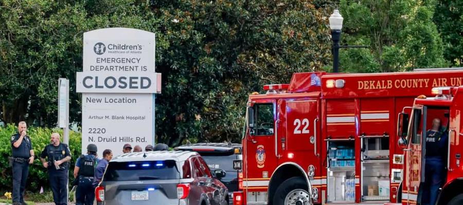 Tiroteo en universidad de Atlanta deja a un policía y agresor muertos