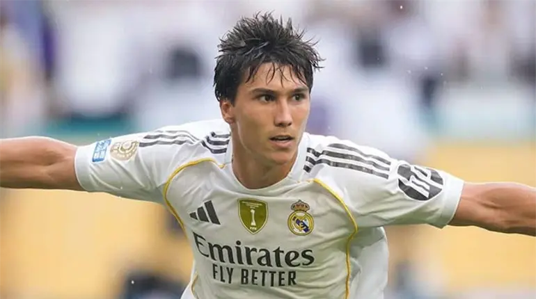 Gonzalo García renueva hasta 2030 con Real Madrid; usará el número 16