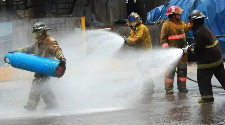 Una ´Ley de Bomberos´, pide Asociación Mexicana al Senado y al Congreso de Tabasco