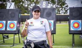 Andrea Becerra gana oro en tiro con arco en Juegos Mundiales