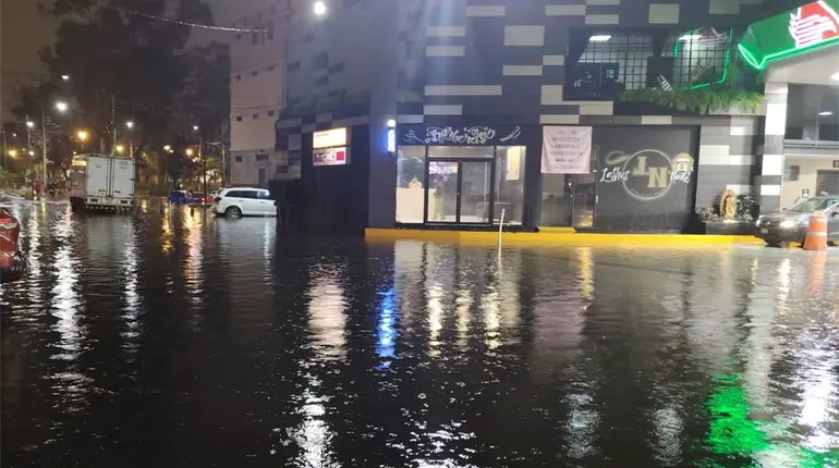 CDMX ha realizado inversiones históricas contra inundaciones y apoyaremos al gobierno local: Sheinbaum