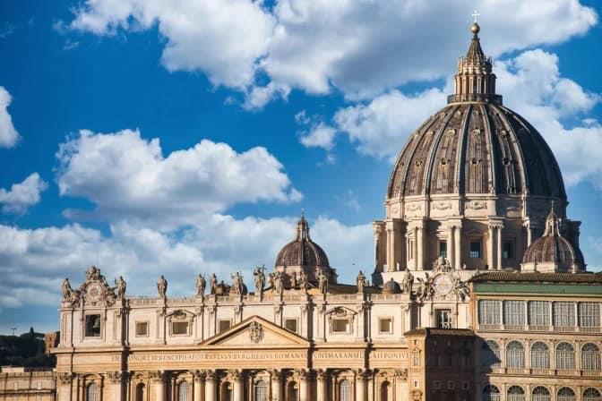 Papa amplía protecciones y derechos en favor de las familias que trabajan en El Vaticano Papa amplía protecciones y derechos en favor de las familias que trabajan en El Vaticano