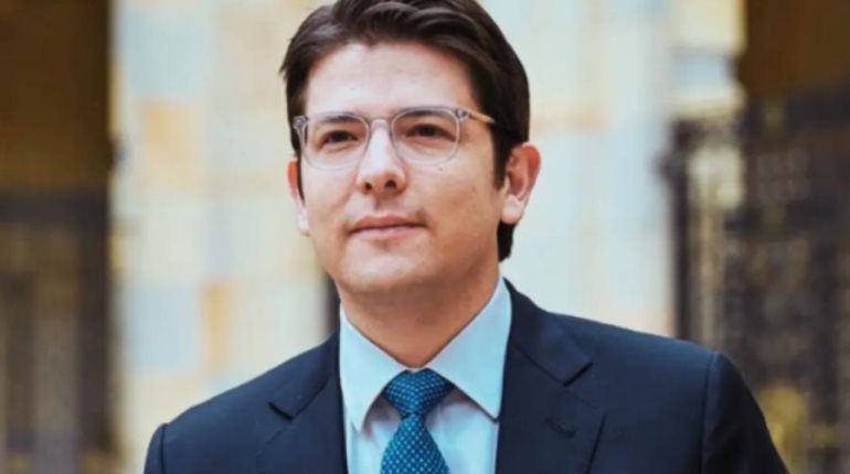 La actividad política siempre tiene un riesgo: jefe del despacho de Petro tras muerte de Uribe Turbay