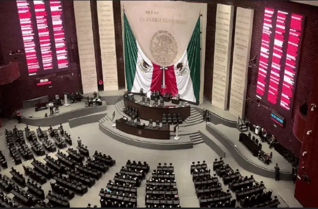 69% de encuestados cree que los diputados y senadores ´pluris´ afectan la democracia: Poligrama