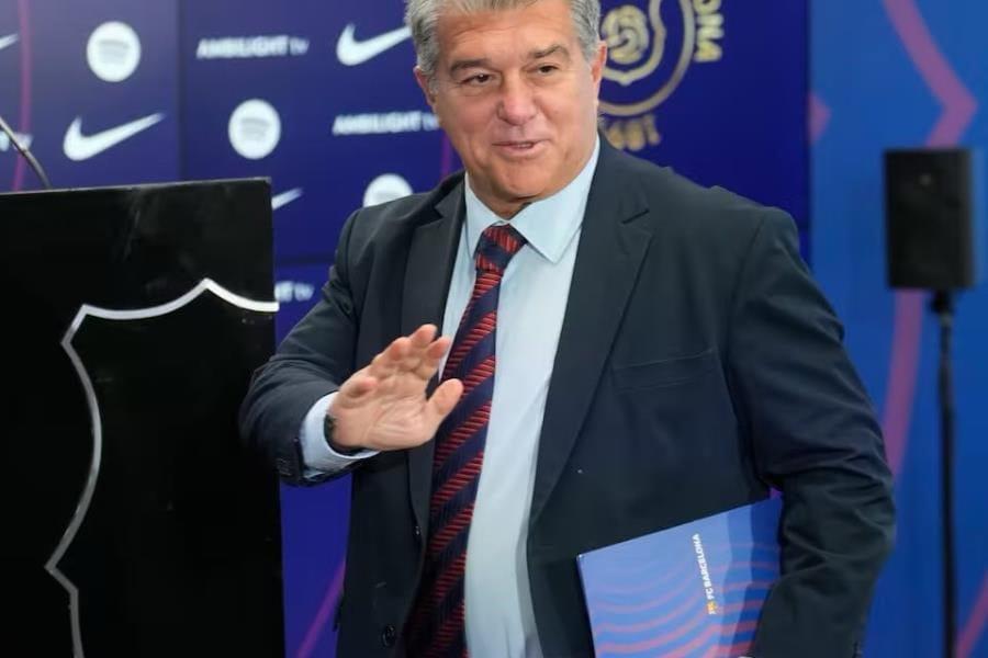 Aprueba Barcelona aval por 7 millones de euros para inscribir sus fichajes