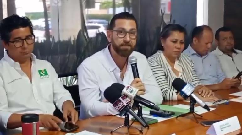 Se deben buscar otras maneras de ahorrar y no desaparecer las pluris: PVEM Tabasco