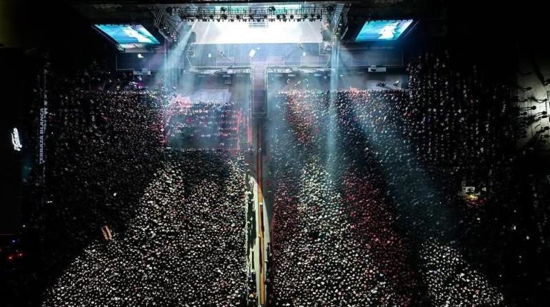 Belinda reúne a 75 mil fans en show en San Luis Potosí