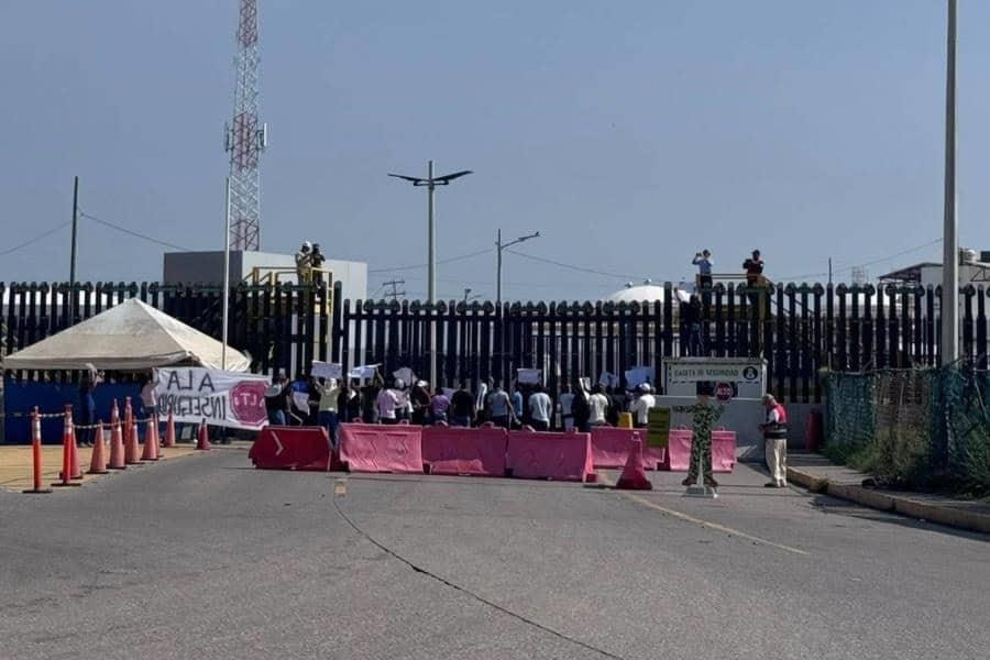 Realizan en Paraíso simulacro de protección al Puerto de Dos Bocas contra protesta social