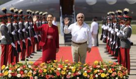Llega Claudia Sheinbaum a Guatemala