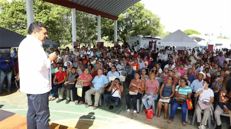 Anuncia Gobernador próxima entrega gratuita de equipos auditivos