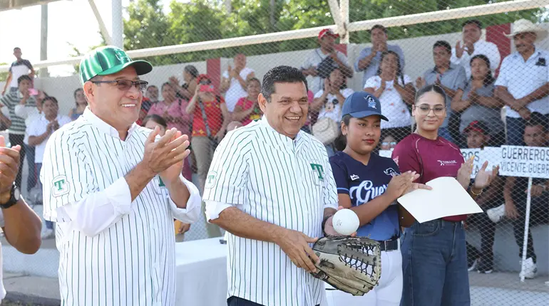 Inversión en obra pública en Centla supera los 124 mdp, reporta gobernador