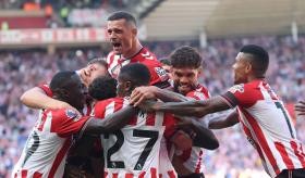 Tras 8 años, Sunderland regresa a la Premier con goleada ante West Ham