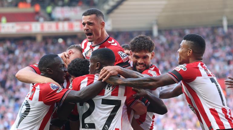 Tras 8 años, Sunderland regresa a la Premier con goleada ante West Ham