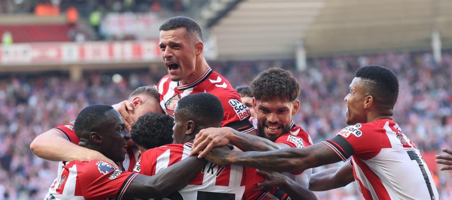 Tras 8 años, Sunderland regresa a la Premier con goleada ante West Ham