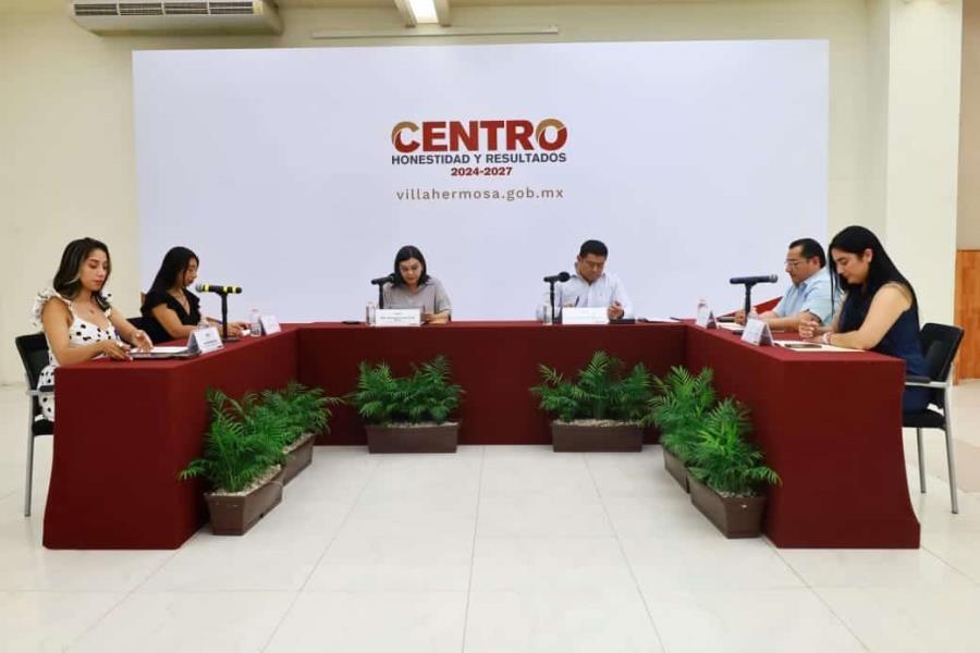 Formaliza Centro donación de 50 camionetas a SSPC Tabasco