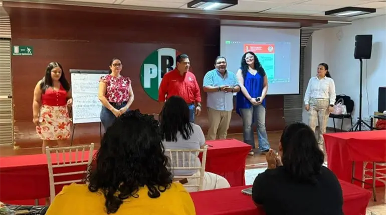 Inauguran clases de la tercera generación de la prepa PRI Tabasco