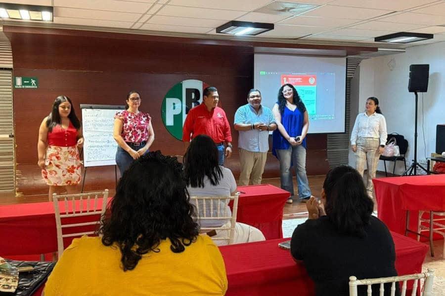 Inauguran clases de la tercera generación de la prepa PRI Tabasco