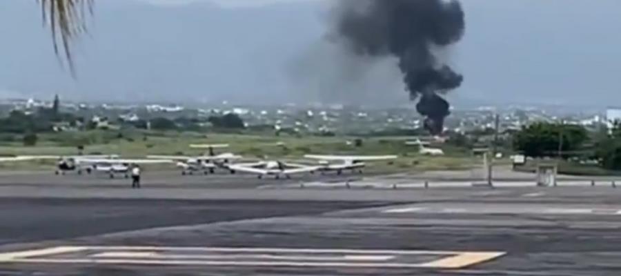 Avioneta sufre accidente y se incendia en Cuernavaca