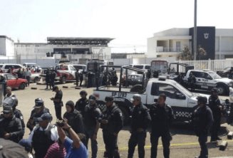 Arrojan 2 explosivos al interior de penal en Veracruz desde un dron