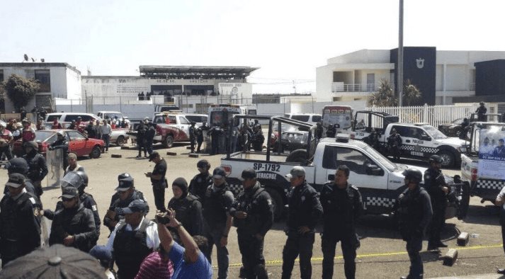 Arrojan 2 explosivos al interior de penal en Veracruz desde un dron