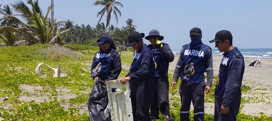 Retiran 1.6 toneladas de residuos en playas de Paraíso