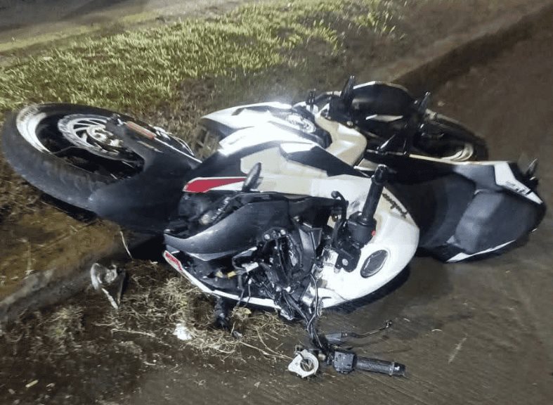 Fallece motociclista tras derrapar en Av. Universidad de Villahermosa