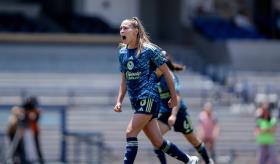 América remonta y se lleva el clásico capitalino femenil