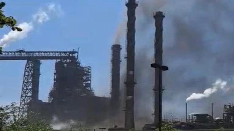 Se registra explosión en la siderúrgica ArcelorMittal en Michoacán