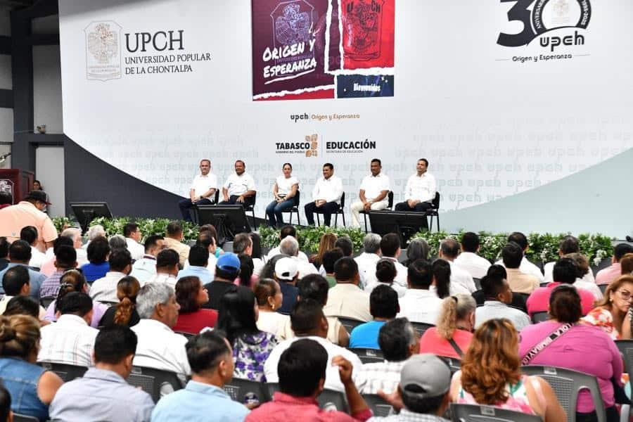 Inaugura May festejos por el 30 aniversario de la UPCH