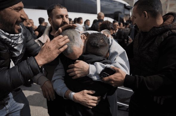 Hamas acepta nueva propuesta de alto el fuego; prevén liberar rehenes